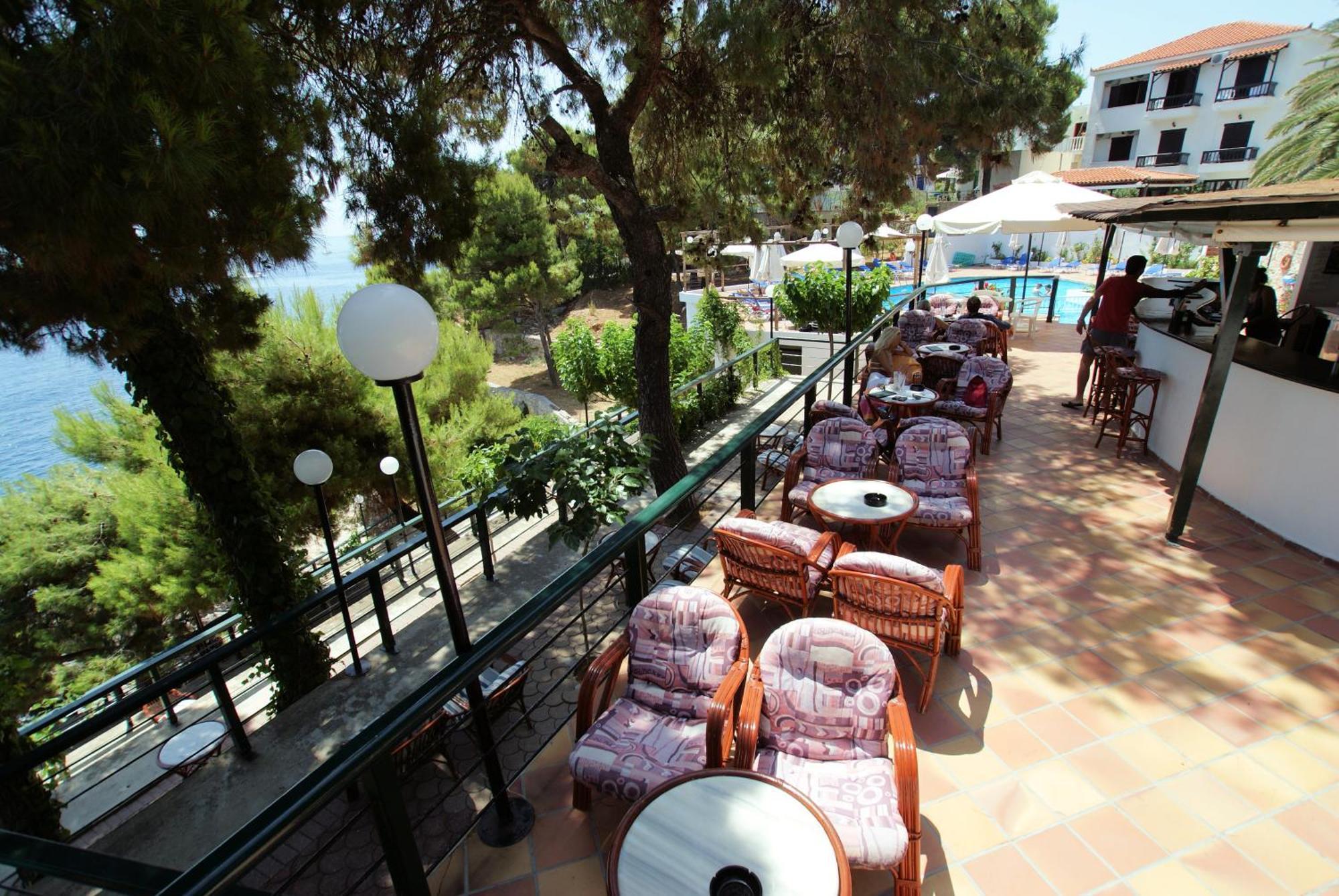 Paradise Hotel Патитири Екстериор снимка