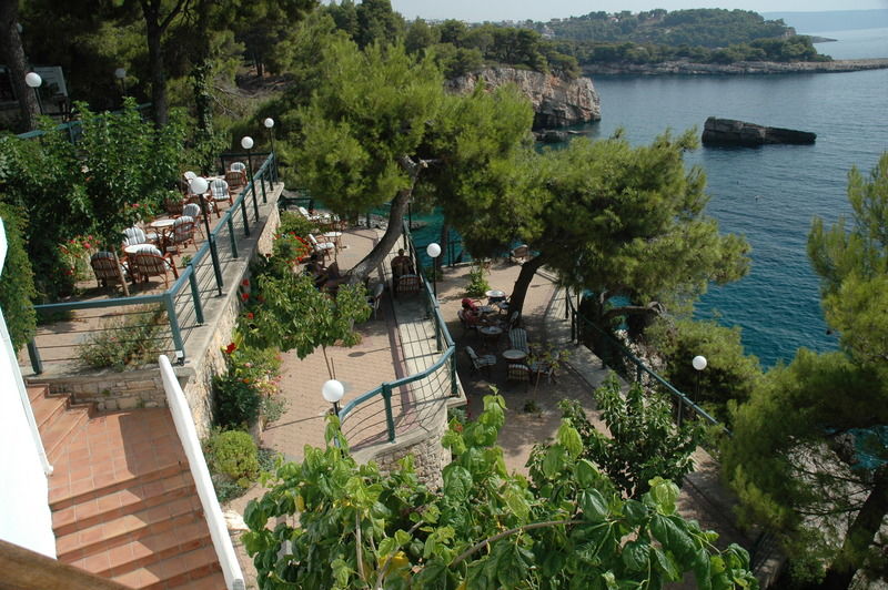 Paradise Hotel Патитири Екстериор снимка