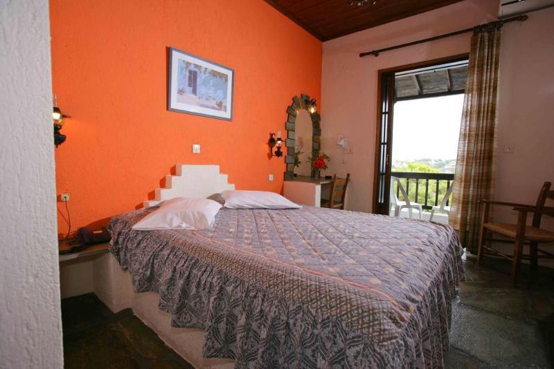 Paradise Hotel Патитири Екстериор снимка