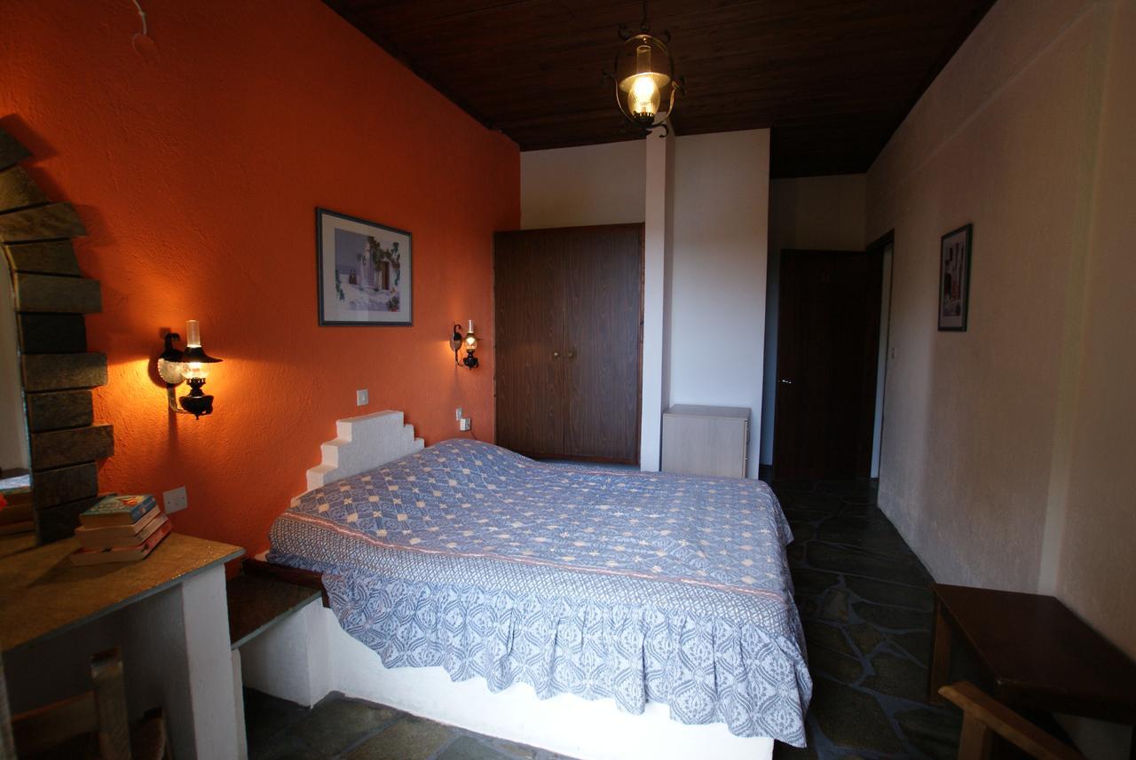 Paradise Hotel Патитири Стая снимка